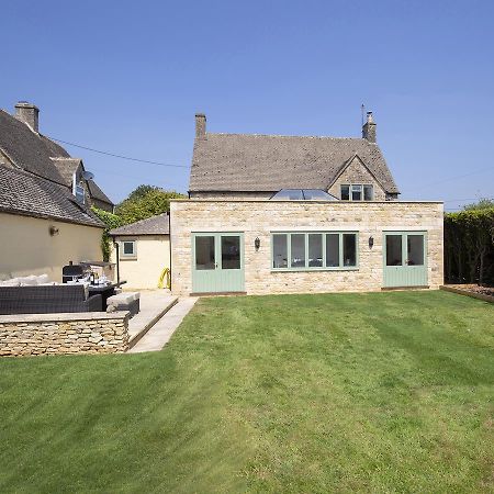 South Winds Villa Bourton-on-the-Water Eksteriør billede